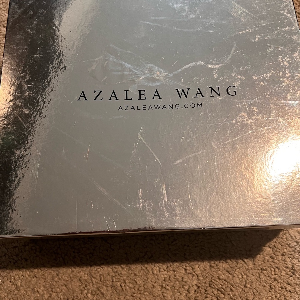 Azalea Wang - Picture 5 of 5